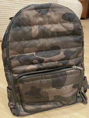 NWT New Bari Lynn Camouflage Backpack Girls Boys Unisex School Camp